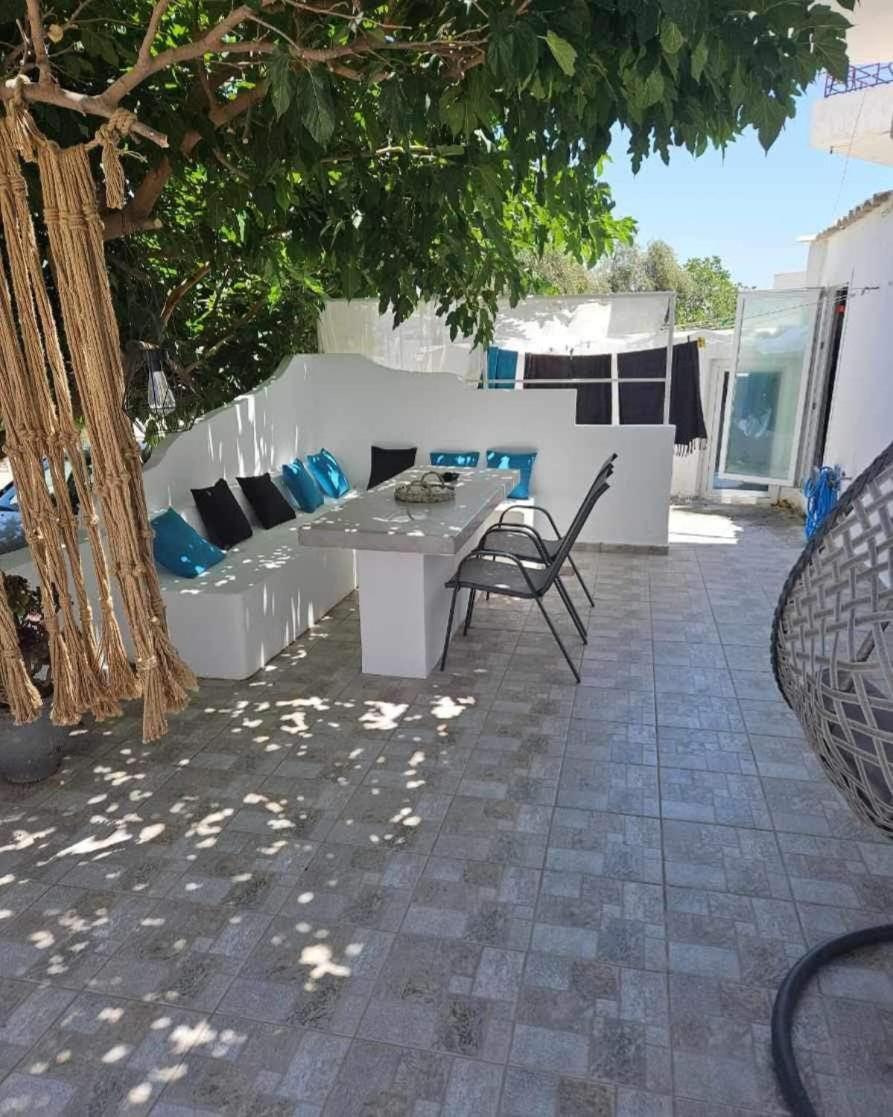 Eris Studios Adamantas Exterior photo